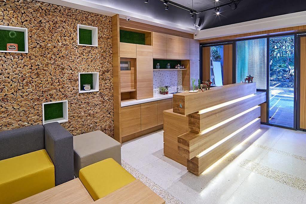 East Hostel Jiaoxi Εξωτερικό φωτογραφία