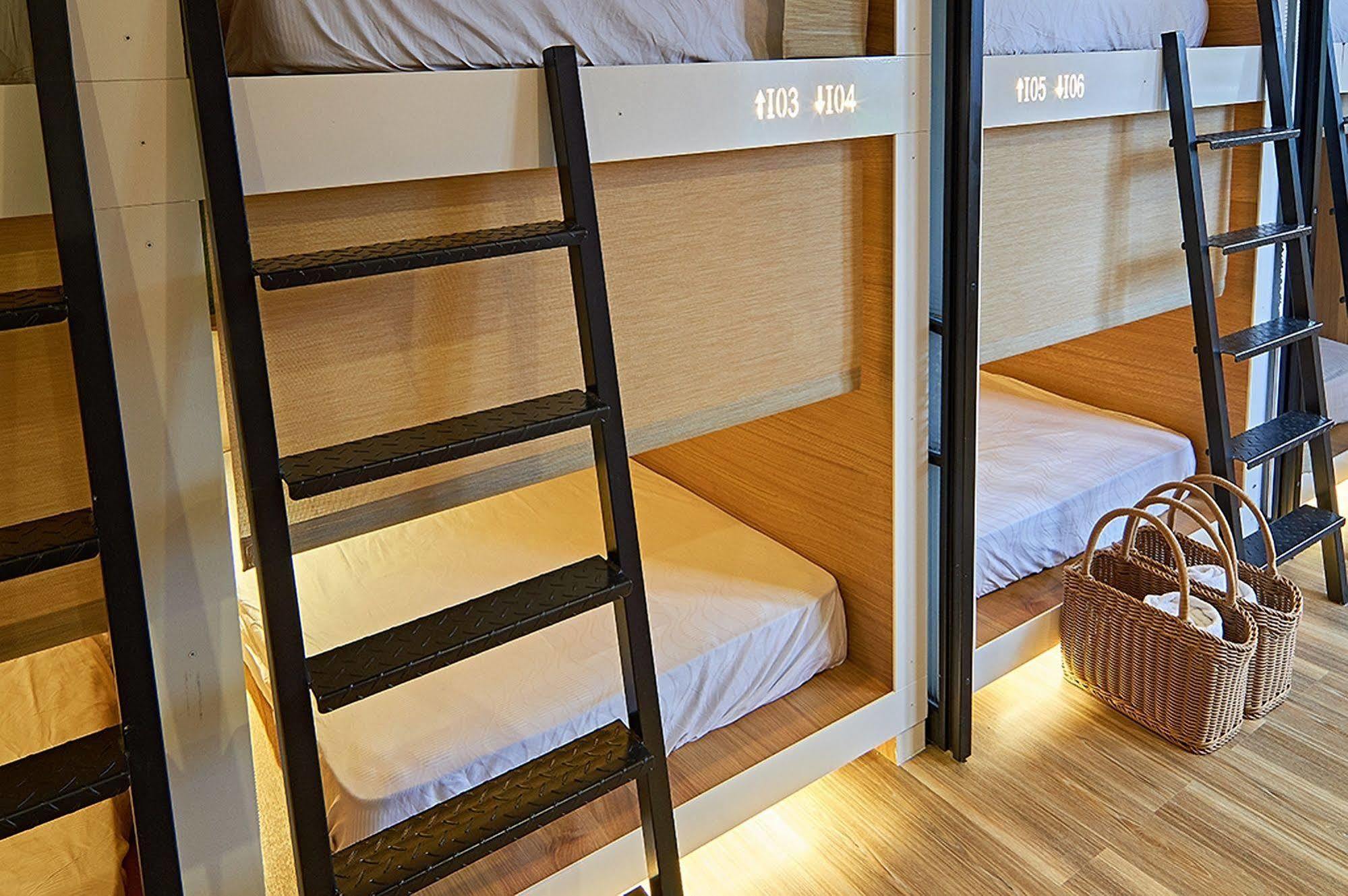 East Hostel Jiaoxi Εξωτερικό φωτογραφία
