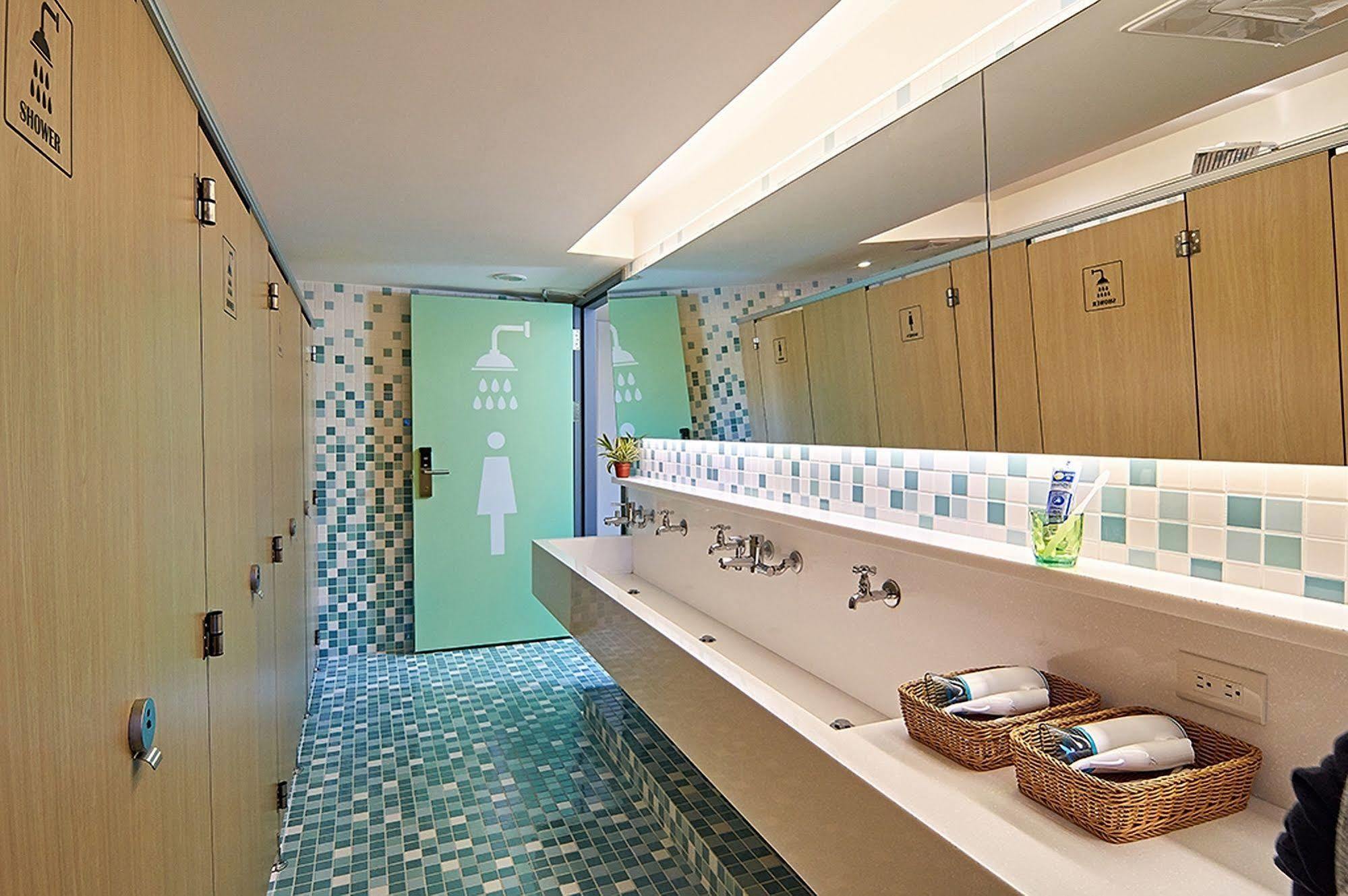 East Hostel Jiaoxi Εξωτερικό φωτογραφία